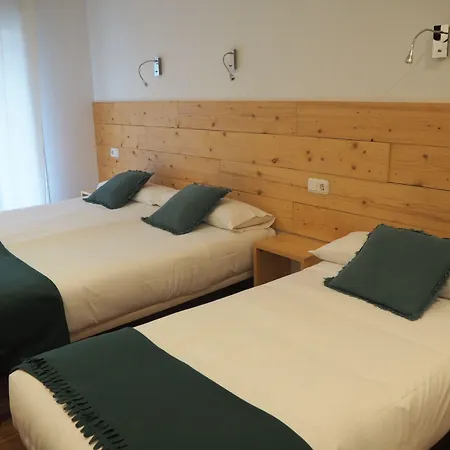 ペンション ウルキア 2*