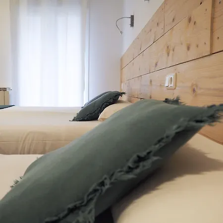 ペンション ウルキア 2*