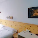 Urkia Guest house 2*
