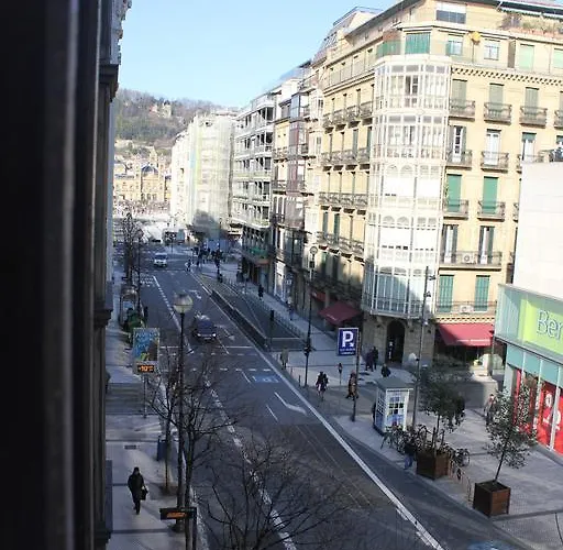 Urkia בית הארחה 2*